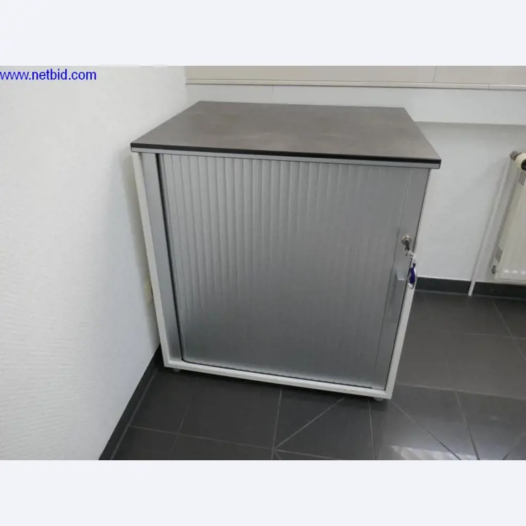 Čistící stroje a kancelářské vybavení-3