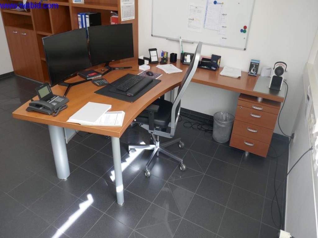 Čistící stroje a kancelářské vybavení-1