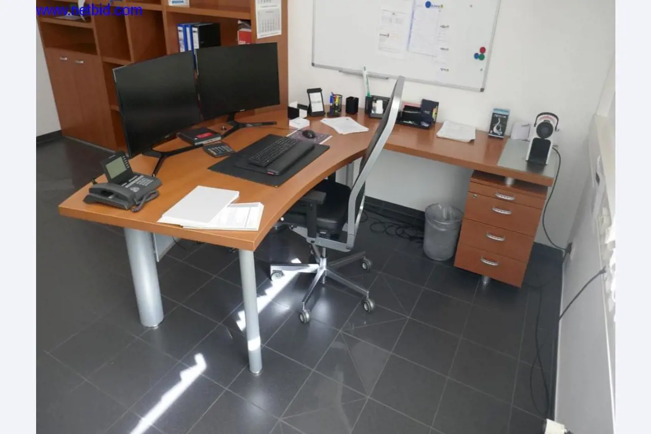 Čistící stroje a kancelářské vybavení-1