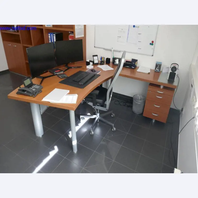 Čistící stroje a kancelářské vybavení-1