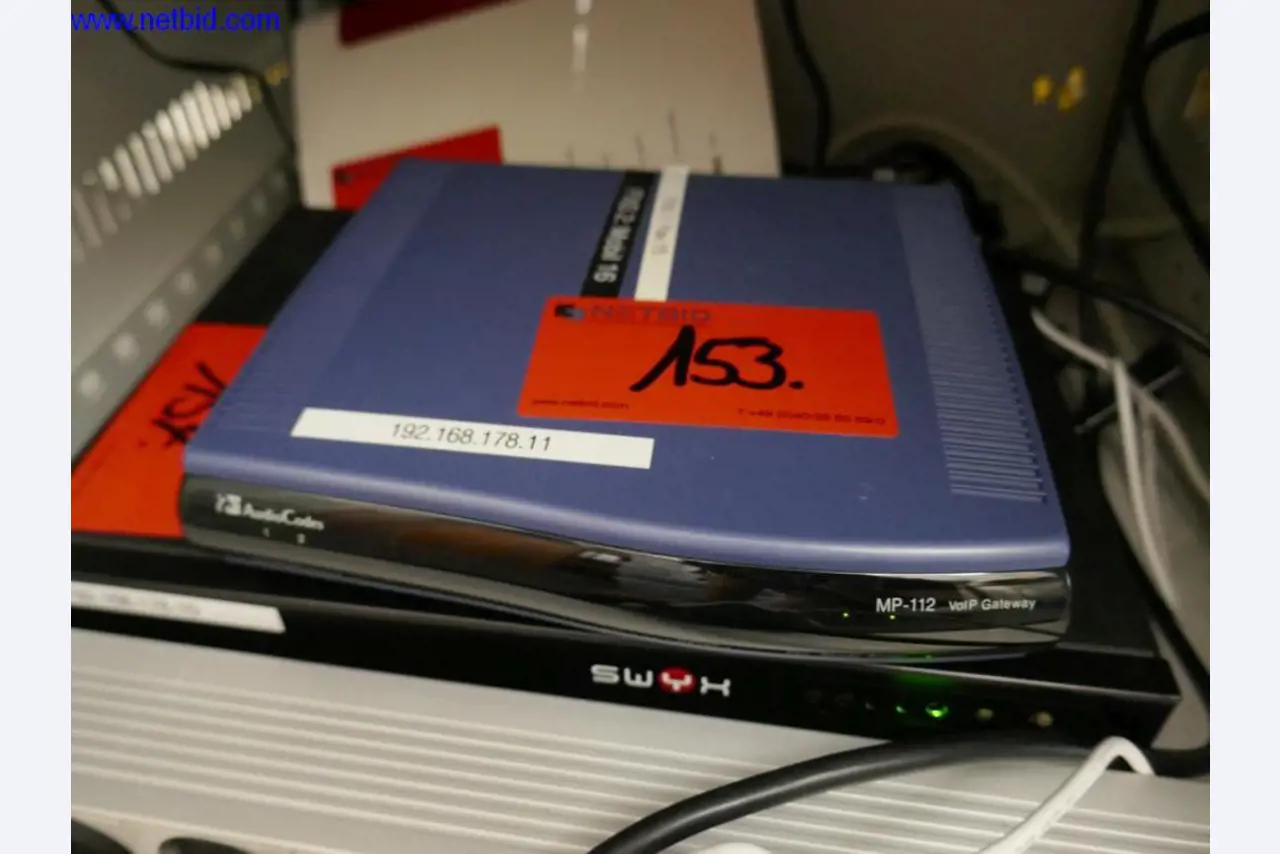 Reinigungsmaschinen und Büroausstattung-1