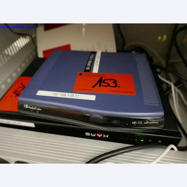 Reinigungsmaschinen und Büroausstattung-1