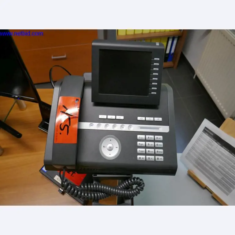 Reinigungsmaschinen und Büroausstattung-1