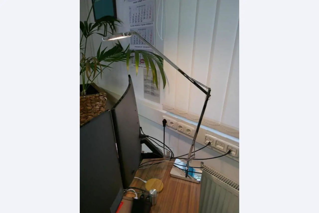 Čistící stroje a kancelářské vybavení-6