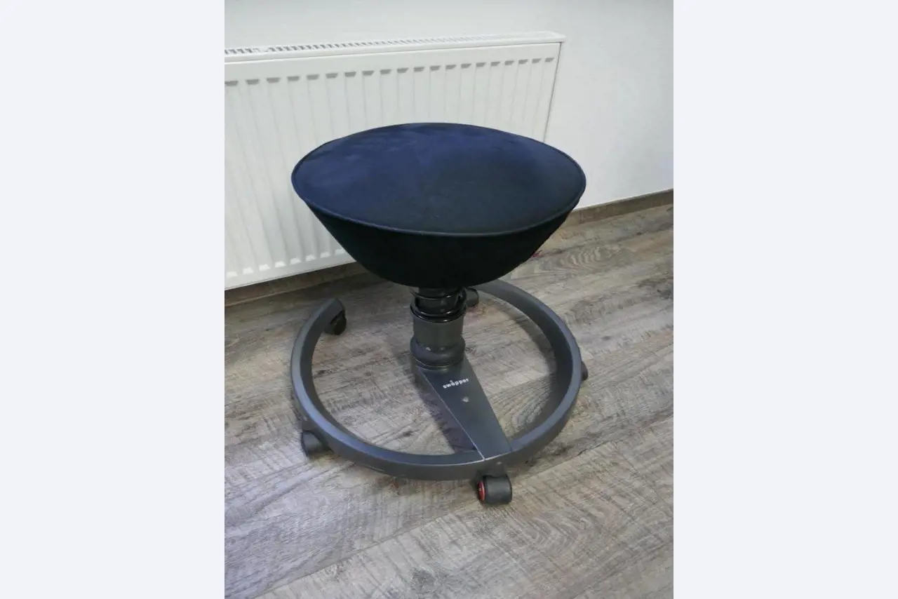 Čistící stroje a kancelářské vybavení-8