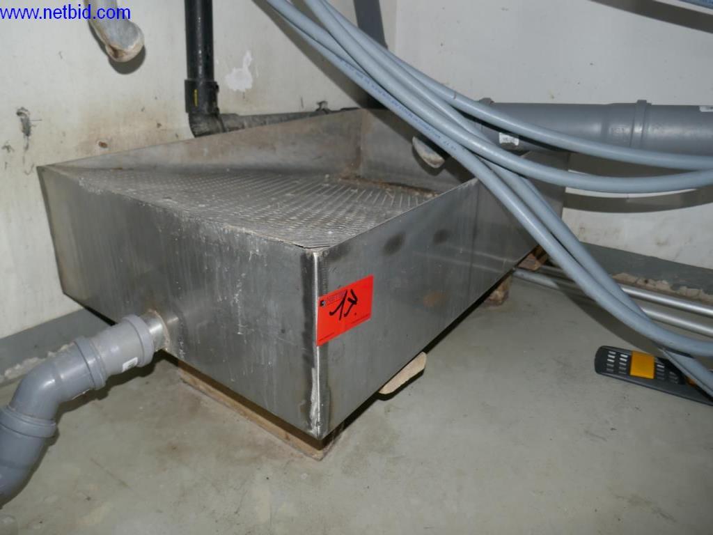 Reinigungsmaschinen und Büroausstattung-2