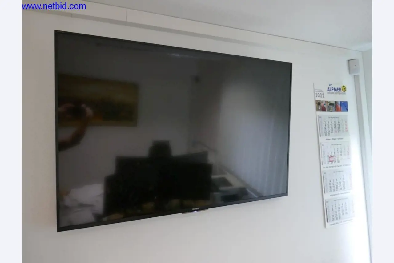 Reinigungsmaschinen und Büroausstattung-1