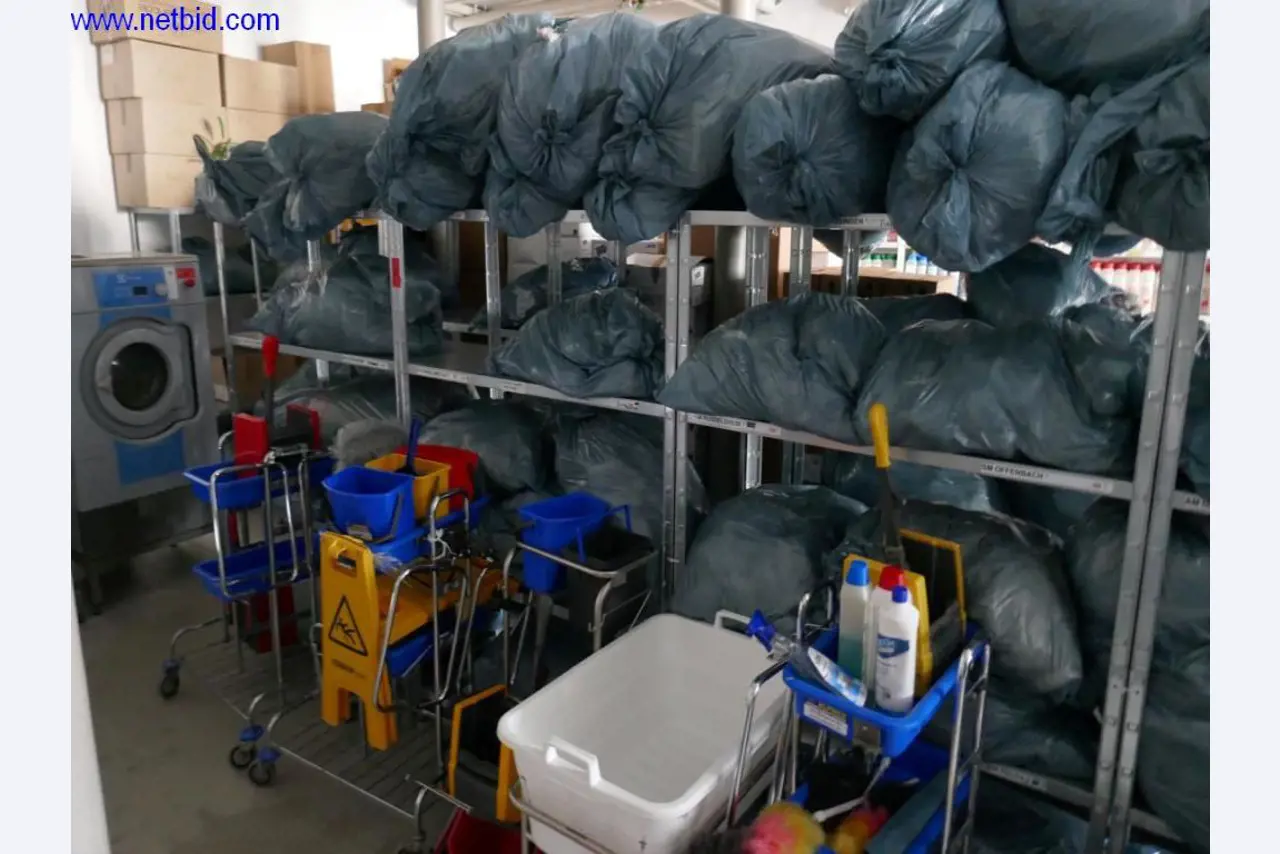 Čistící stroje a kancelářské vybavení-3