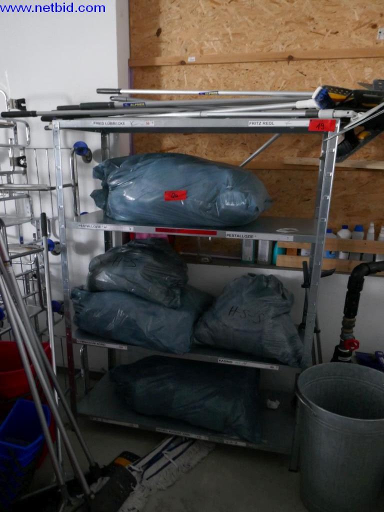 Čistící stroje a kancelářské vybavení-4