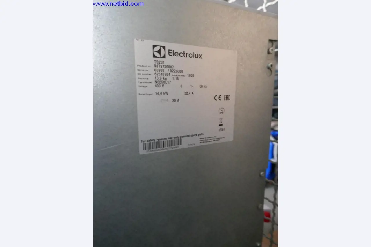 Čistící stroje a kancelářské vybavení-3