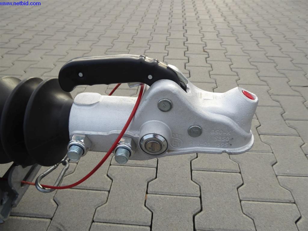 Stroji za čiščenje in pisarniška oprema-10