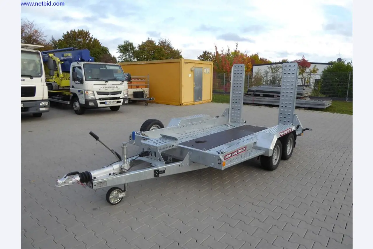 Reinigungsmaschinen und Büroausstattung-1