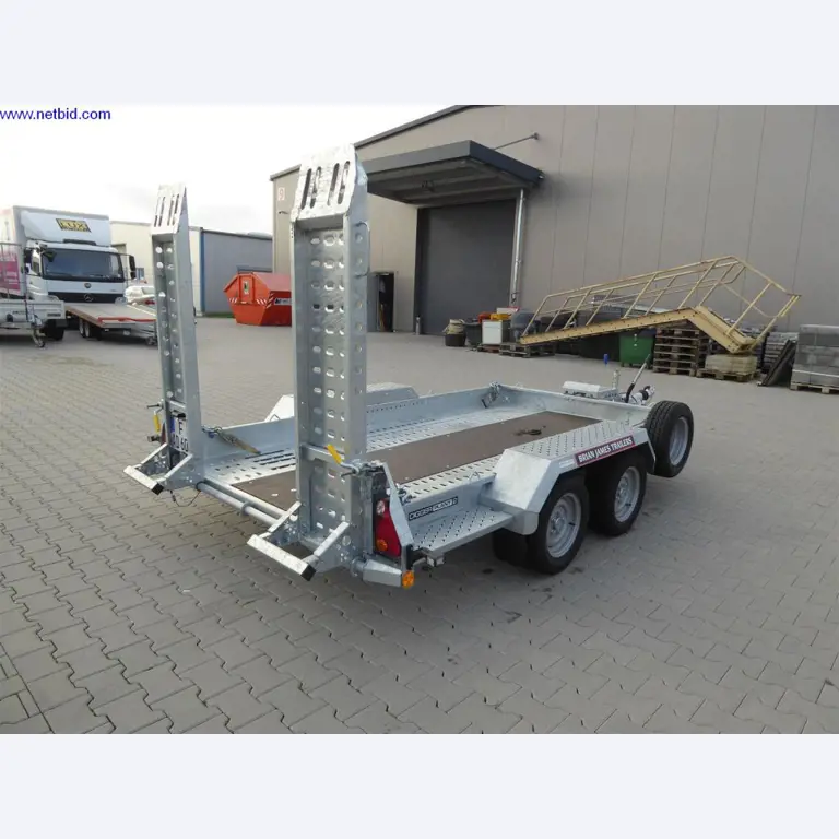 Reinigungsmaschinen und Büroausstattung-3