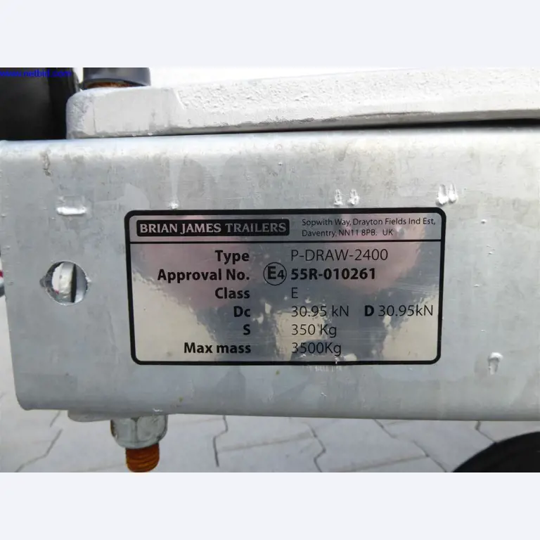 Reinigungsmaschinen und Büroausstattung-5