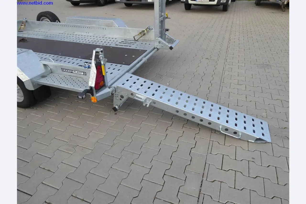 Reinigungsmaschinen und Büroausstattung-9