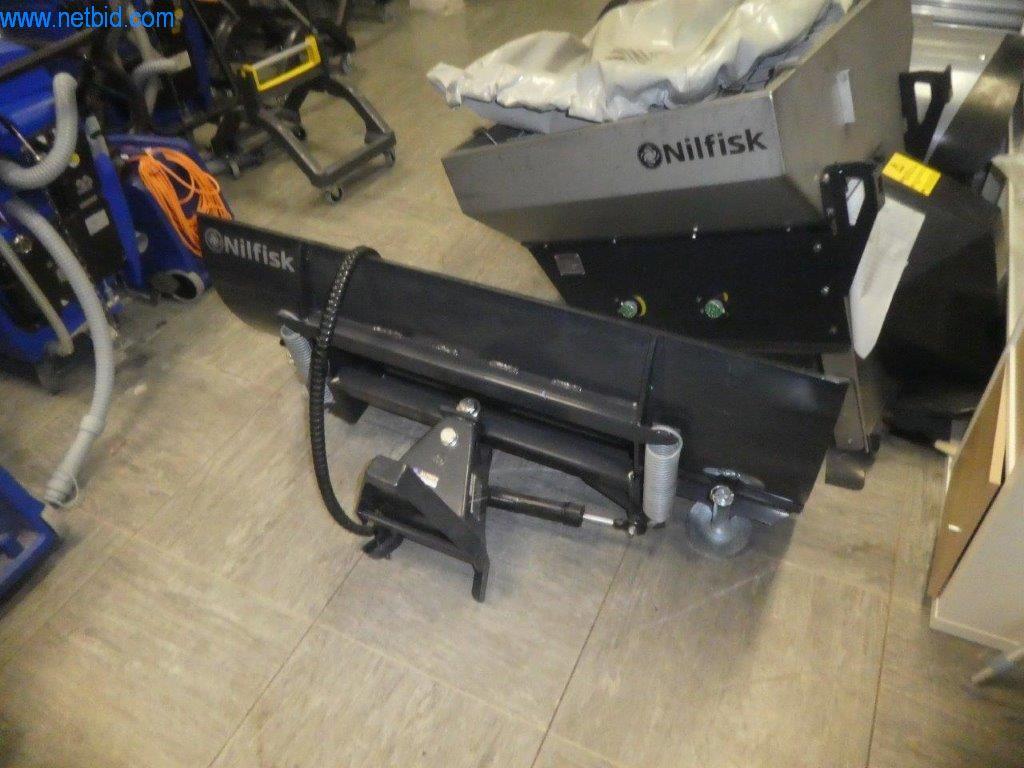 Čistící stroje a kancelářské vybavení-12