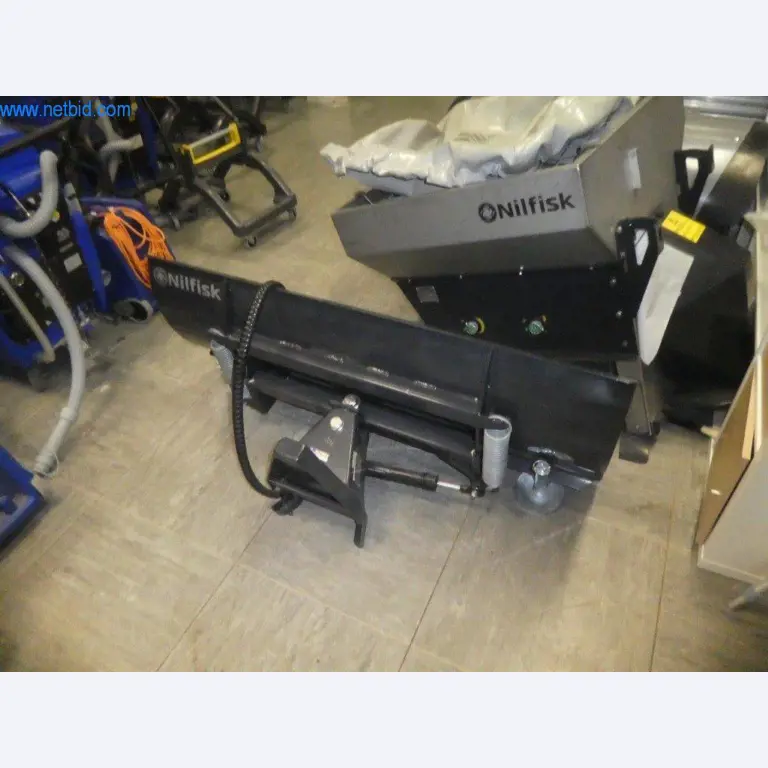 Máquinas de limpeza e equipamento de escritório-12