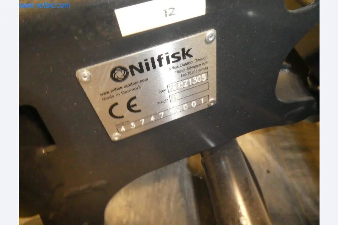 Máquinas de limpeza e equipamento de escritório-13