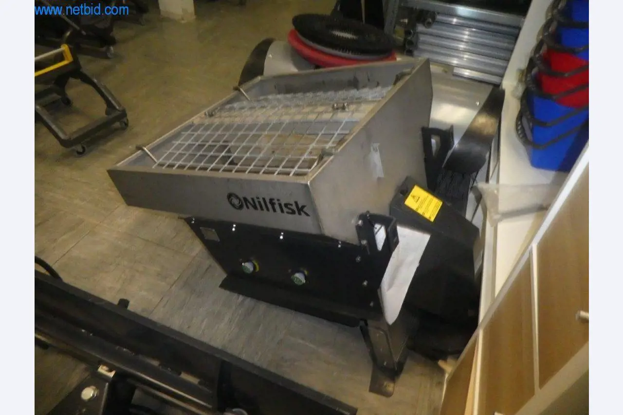 Máquinas de limpeza e equipamento de escritório-15