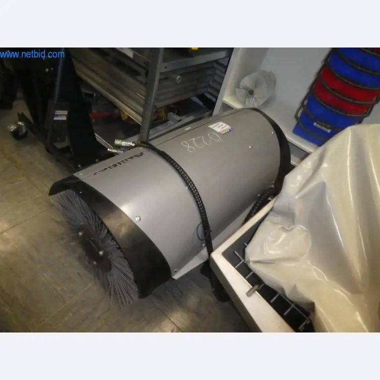 Máquinas de limpeza e equipamento de escritório-17