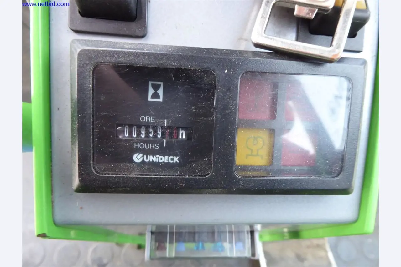 Máquinas de limpeza e equipamento de escritório-8