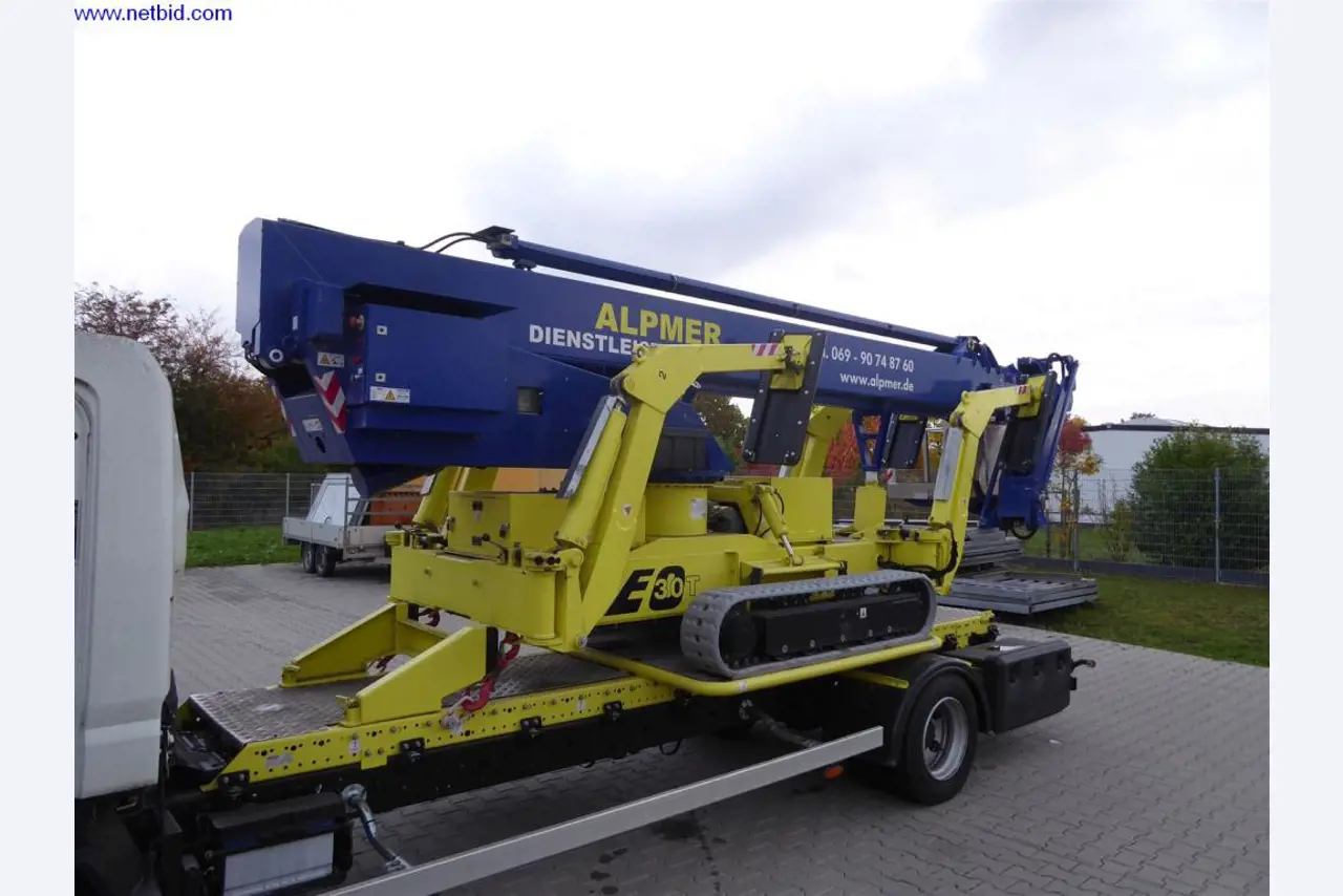 Reinigungsmaschinen und Büroausstattung-16