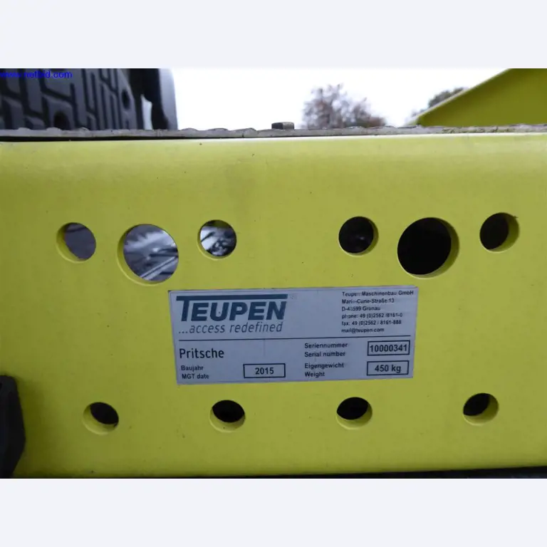 Reinigungsmaschinen und Büroausstattung-19