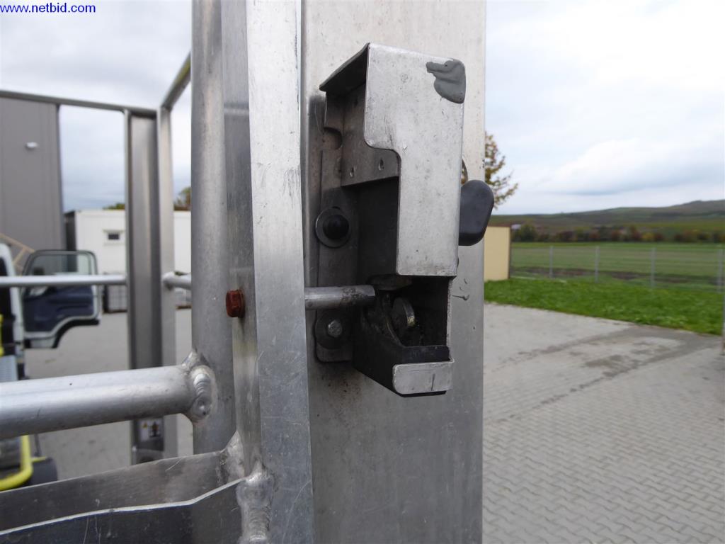 Čistící stroje a kancelářské vybavení-23