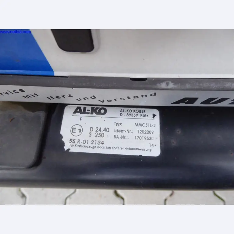 Reinigungsmaschinen und Büroausstattung-27