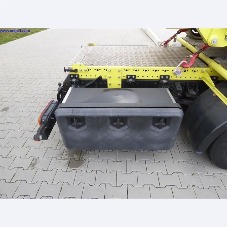 Reinigungsmaschinen und Büroausstattung-5