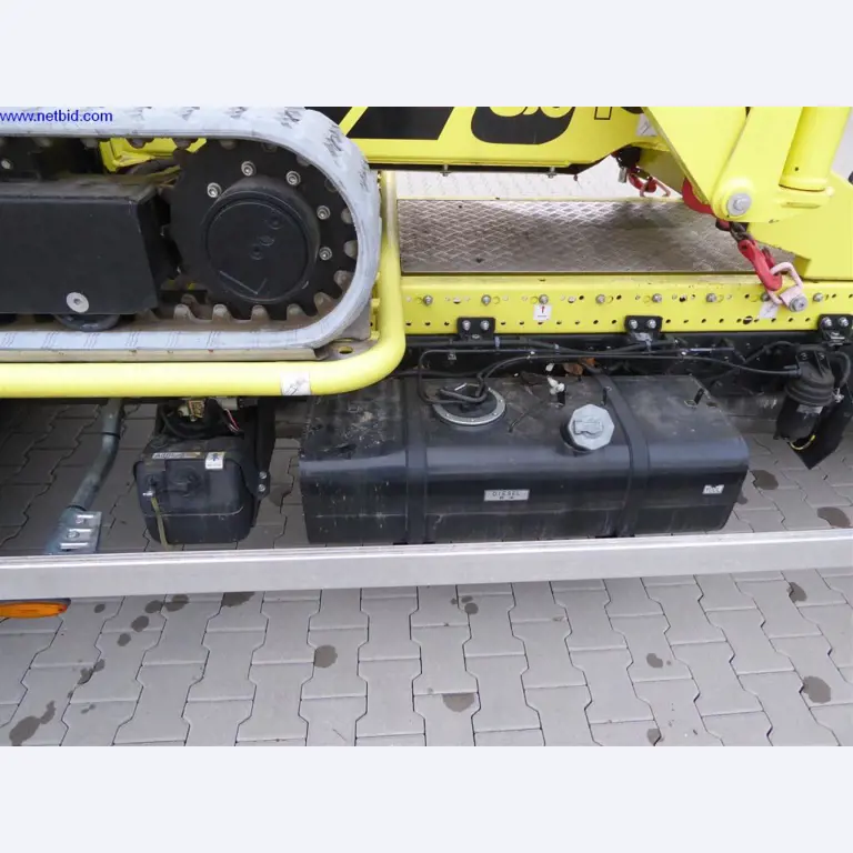 Reinigungsmaschinen und Büroausstattung-7