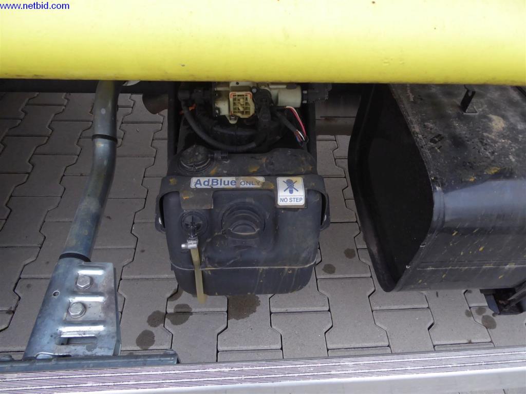 Čistící stroje a kancelářské vybavení-8