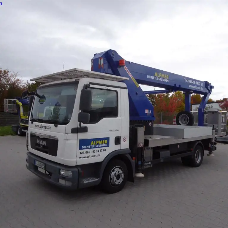 Truck with aerial work platform MAN TGL 7.150 4X2 BB