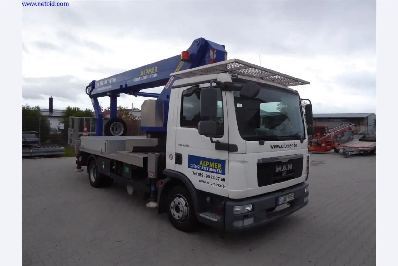 Máquinas de limpeza e equipamento de escritório-2