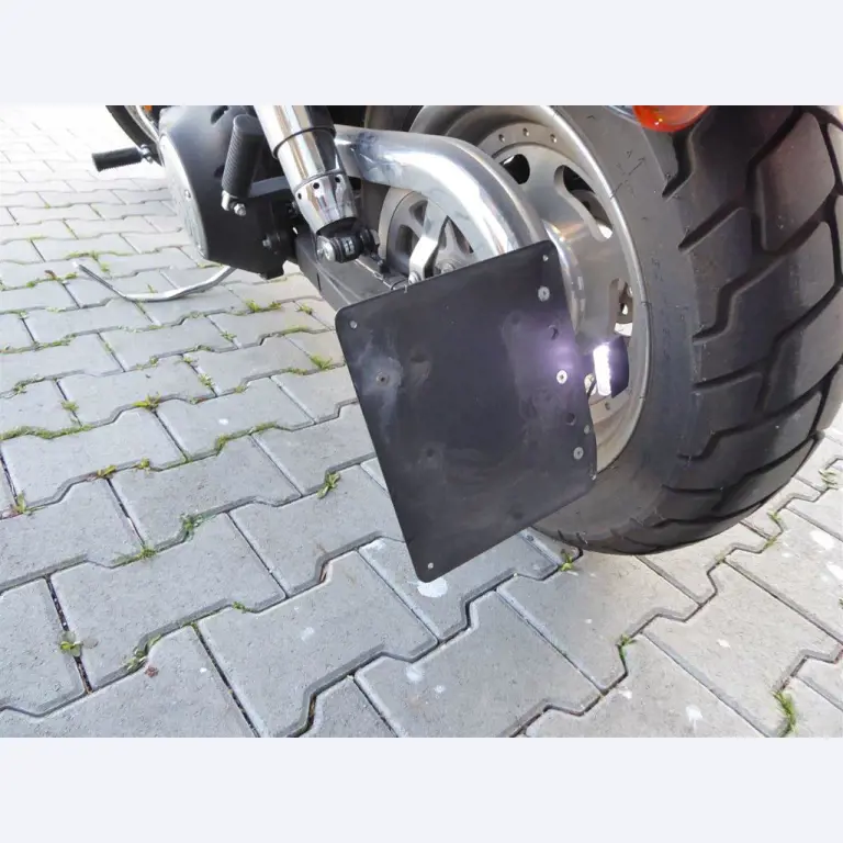 Reinigungsmaschinen und Büroausstattung-14