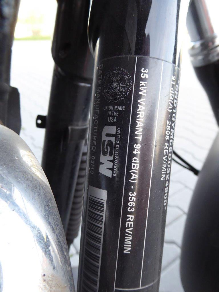 Máquinas de limpieza y material de oficina-18