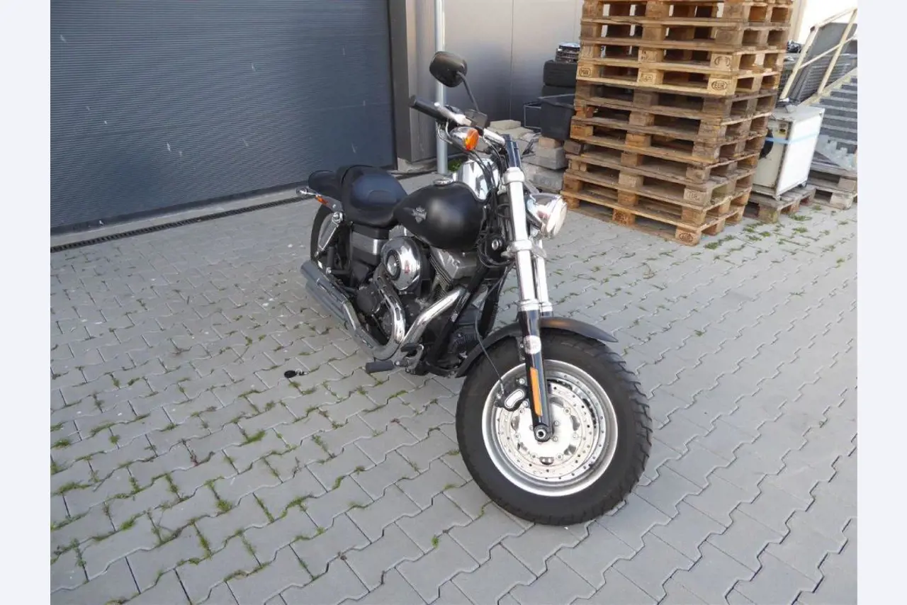 Reinigungsmaschinen und Büroausstattung-1