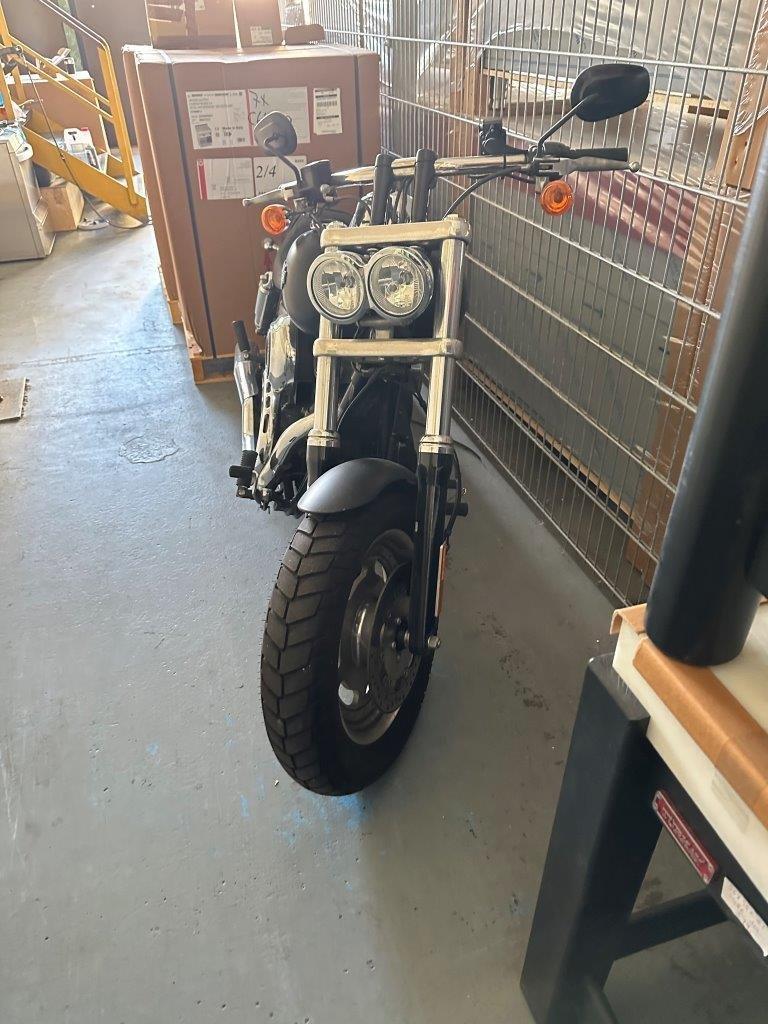 Máquinas de limpieza y material de oficina-20