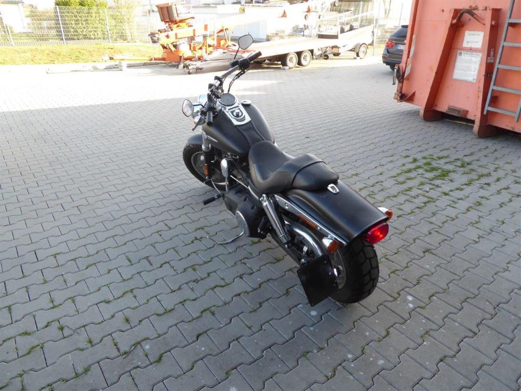 Máquinas de limpieza y material de oficina-3