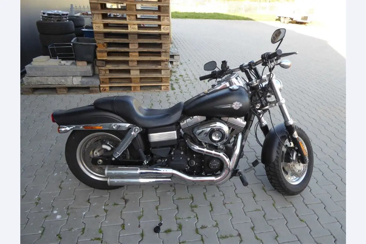 Reinigungsmaschinen und Büroausstattung-5