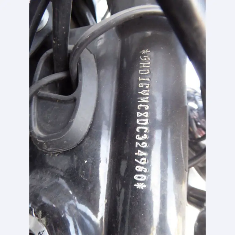 Reinigungsmaschinen und Büroausstattung-8