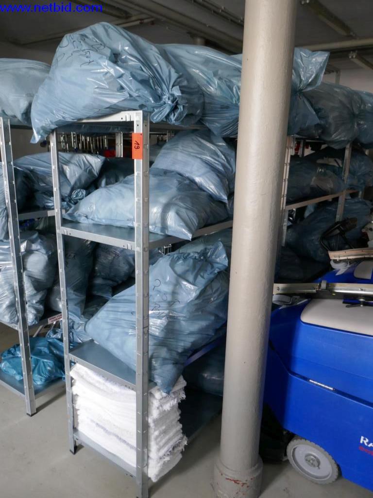 Reinigungsmaschinen und Büroausstattung-5