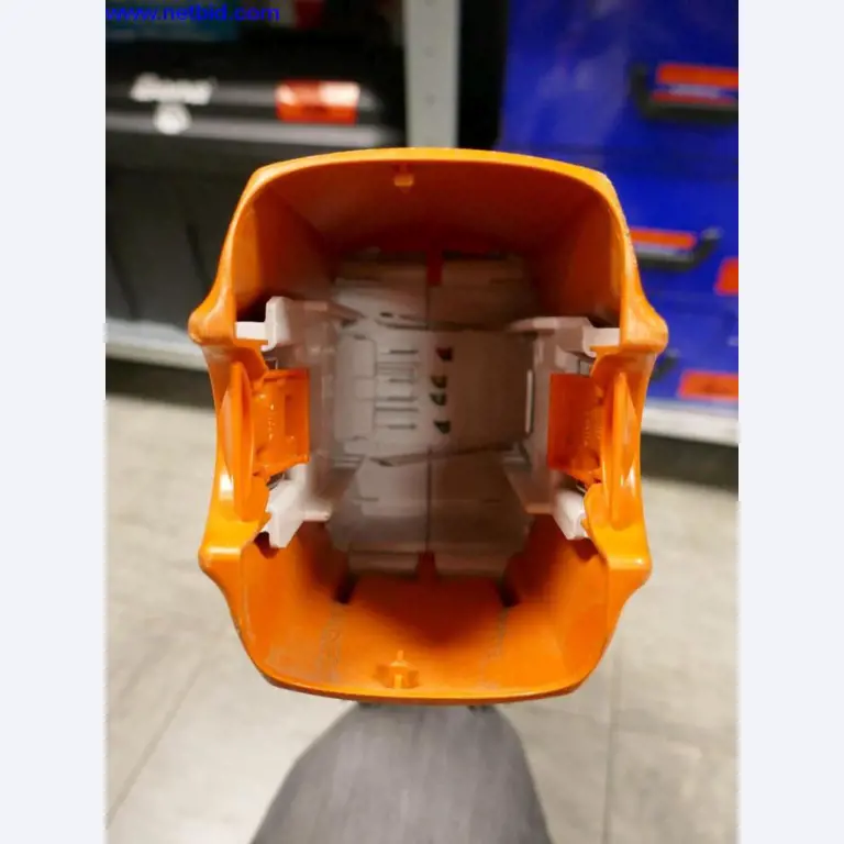 Čistící stroje a kancelářské vybavení-4