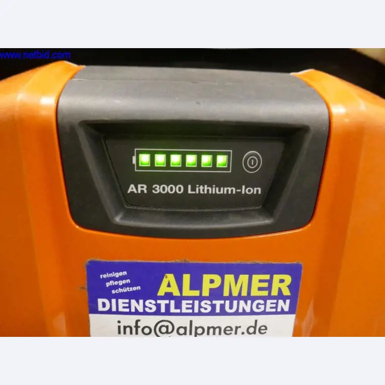 Reinigungsmaschinen und Büroausstattung-2