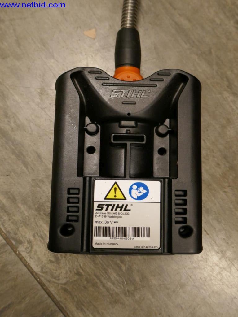 Reinigungsmaschinen und Büroausstattung-3