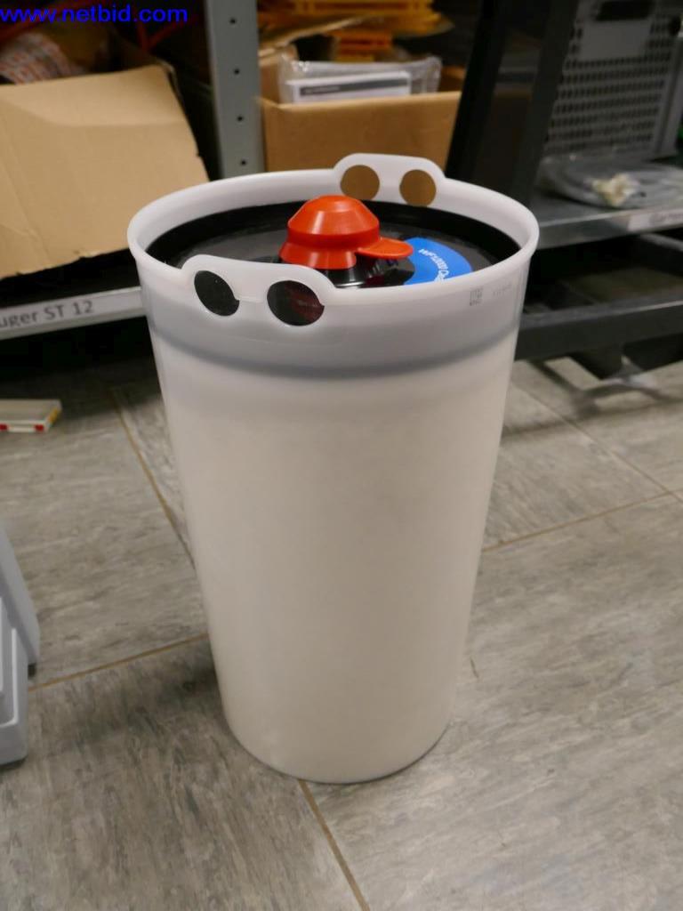 Čistící stroje a kancelářské vybavení-5