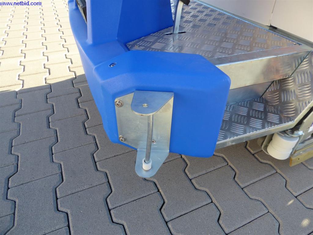 Máquinas de limpieza y material de oficina-13