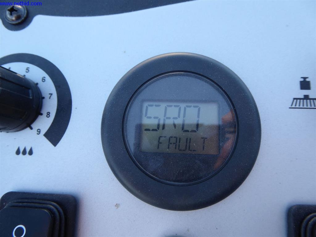 Máquinas de limpieza y material de oficina-14