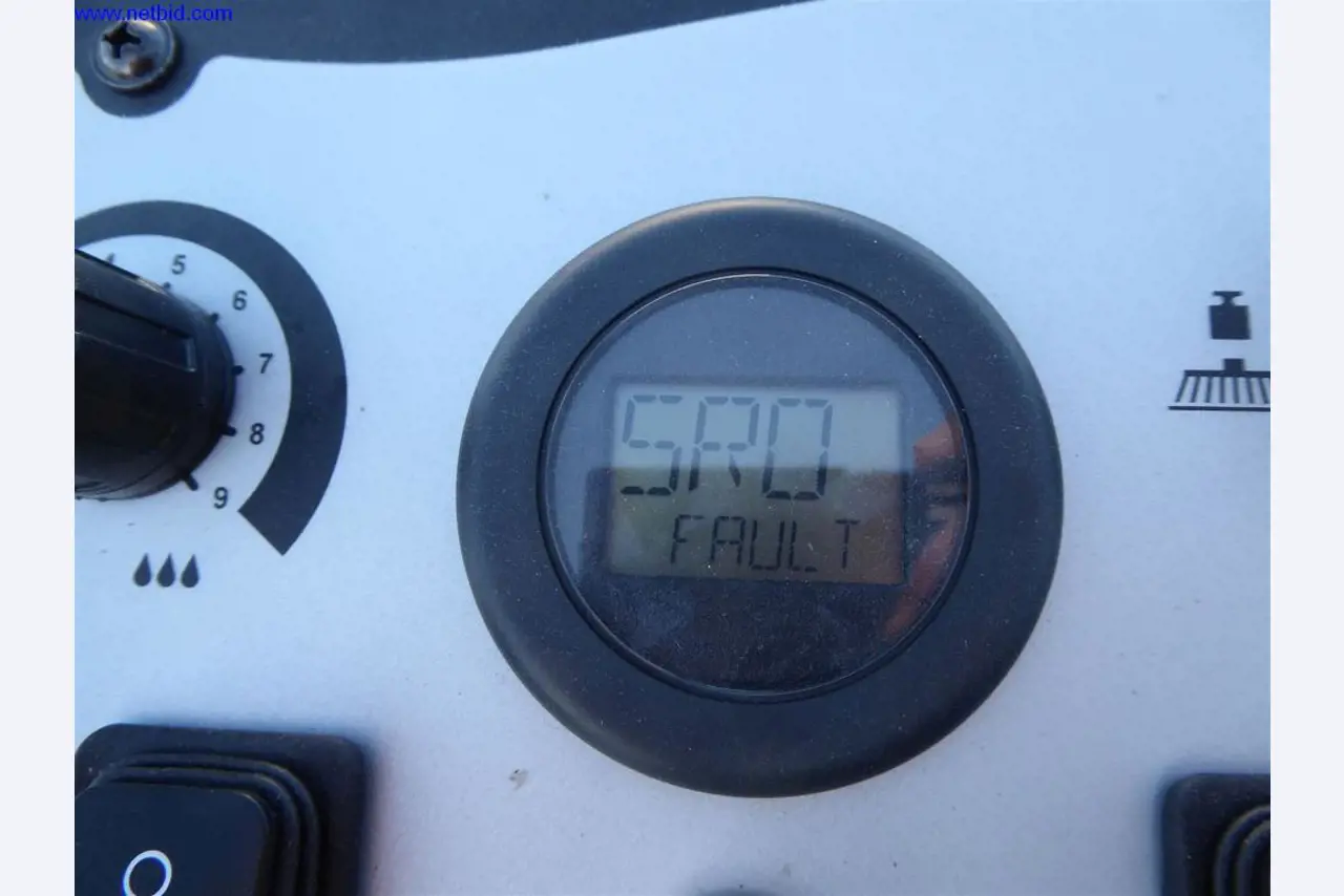 Máquinas de limpeza e equipamento de escritório-14