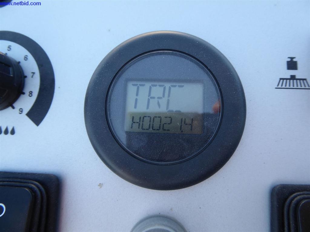 Máquinas de limpieza y material de oficina-15